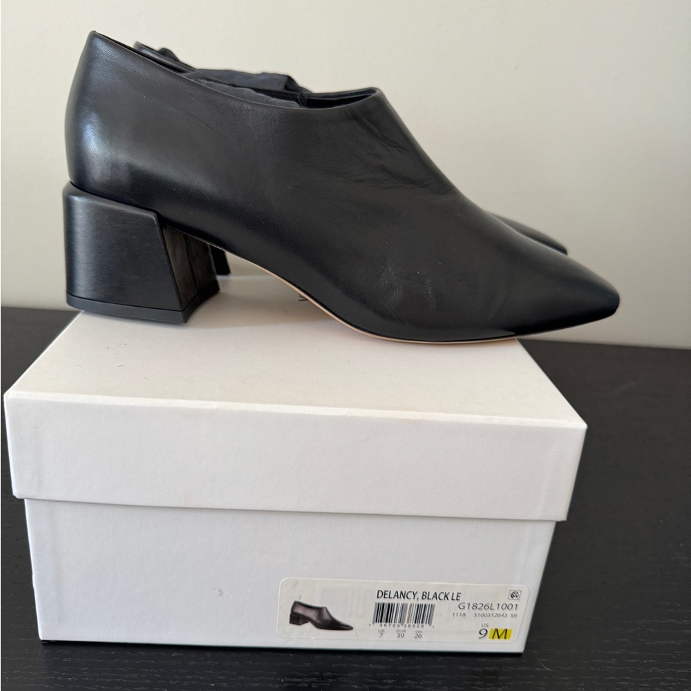 Vince Delancey Black Leather Shoe | NIB sz 9